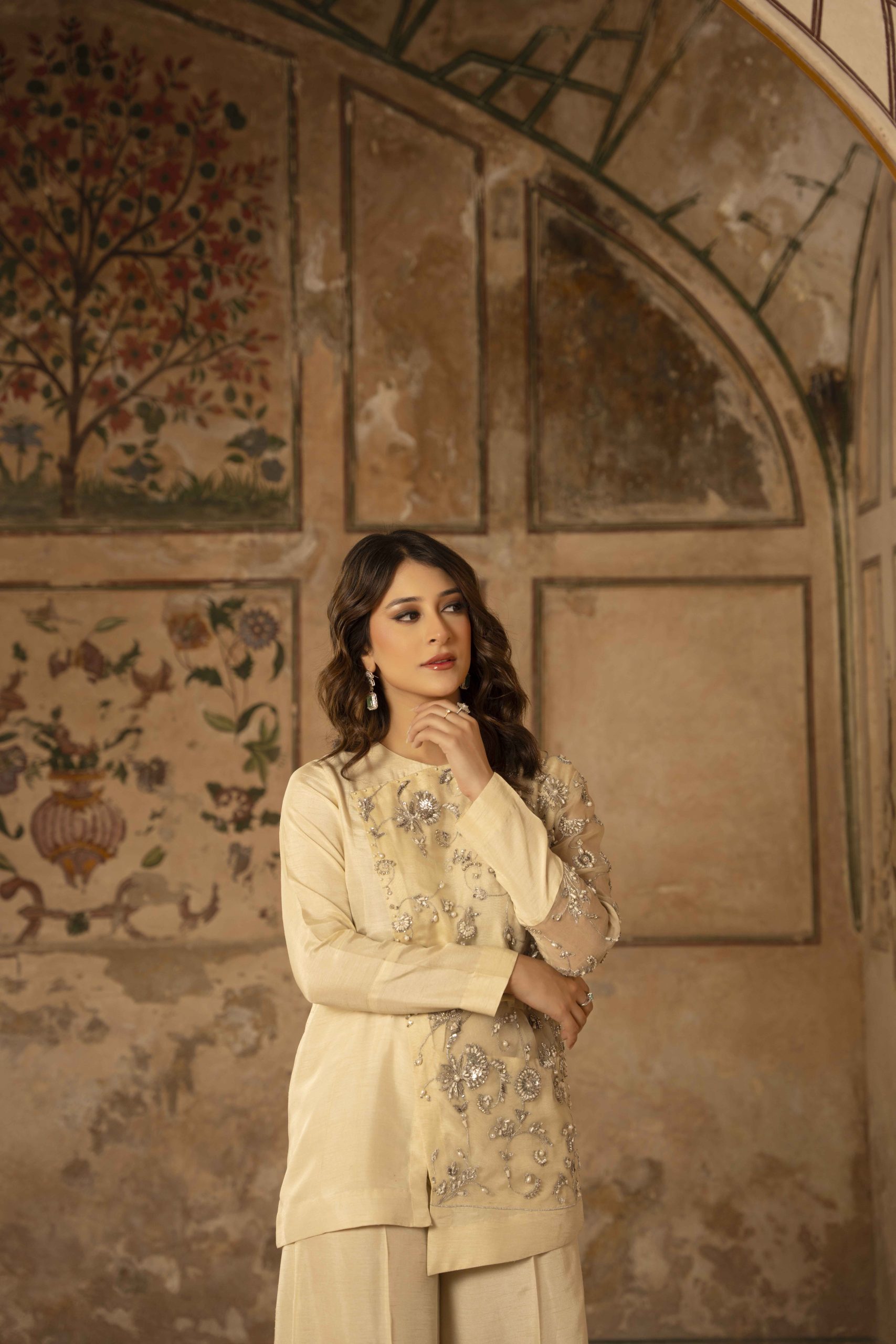 Ivory Whisper – Fusion Elegance - Image 9