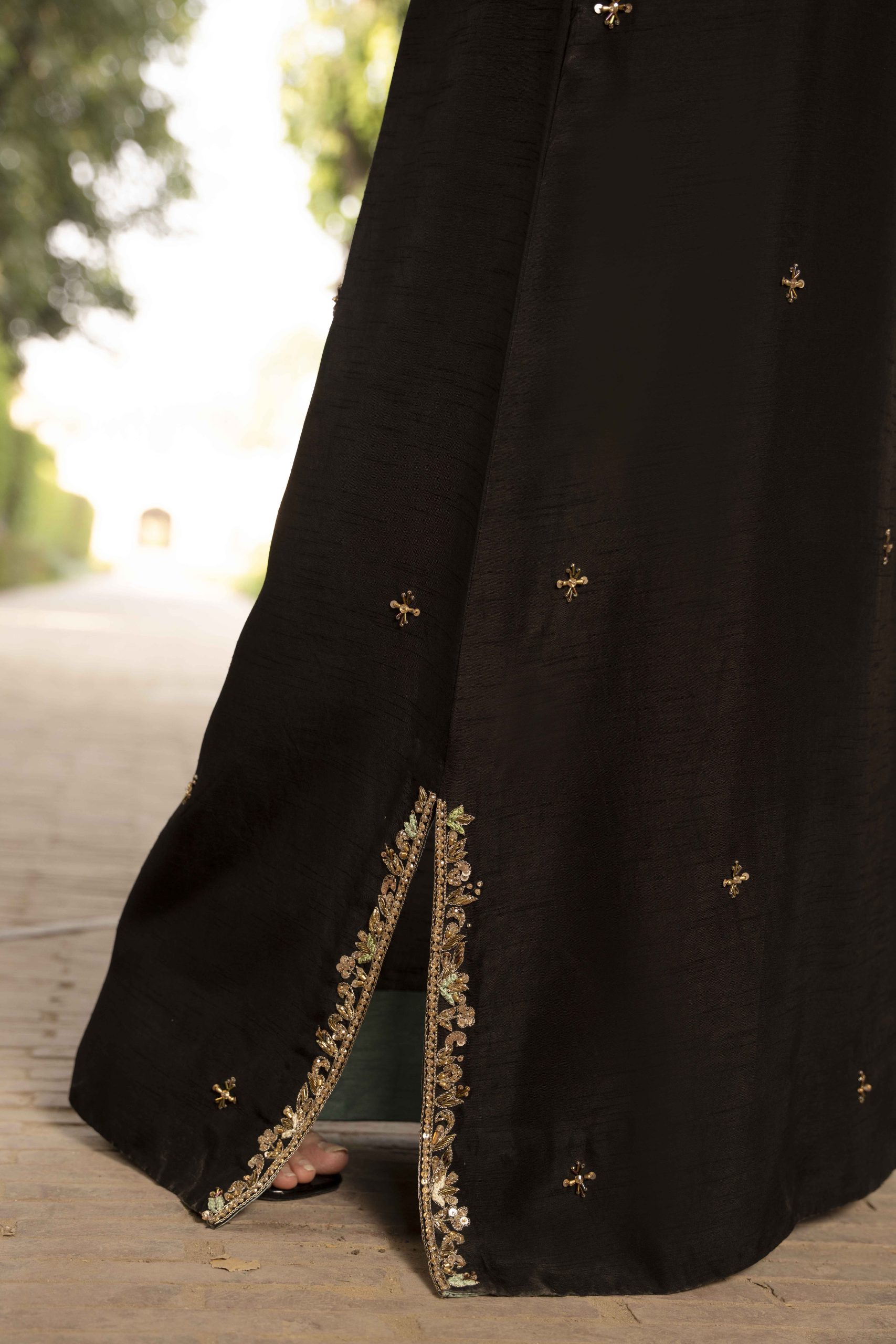 Black Orchid – The Essence of Elegance - Image 8