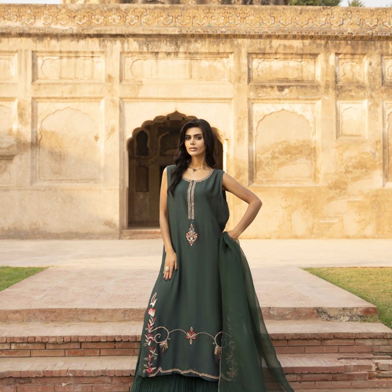 Emerald Muse – Khadi Silk Charm